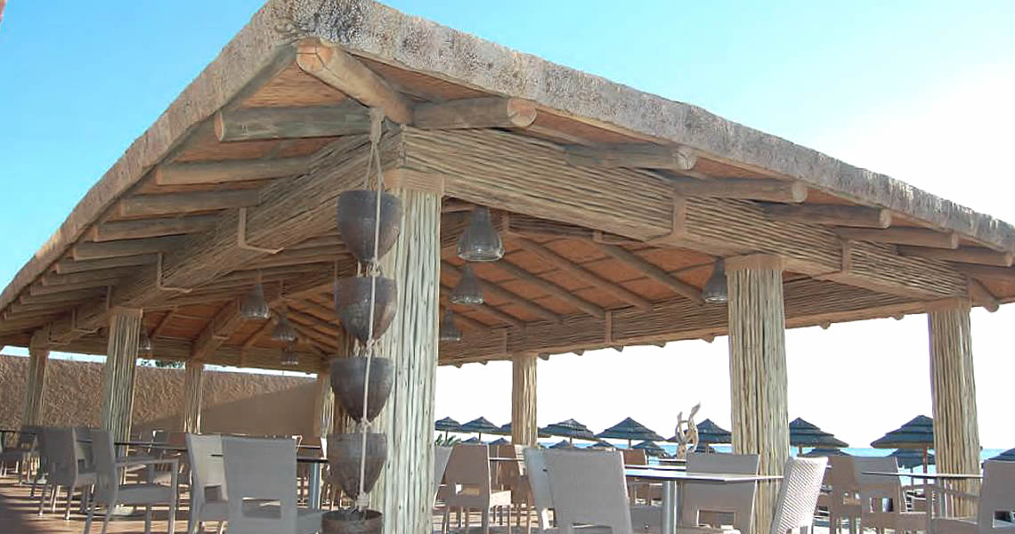 Pergola de madera para beach club. Modelo caribean