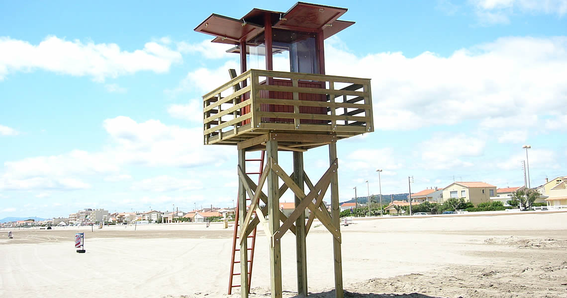 Torre vigilancia playa